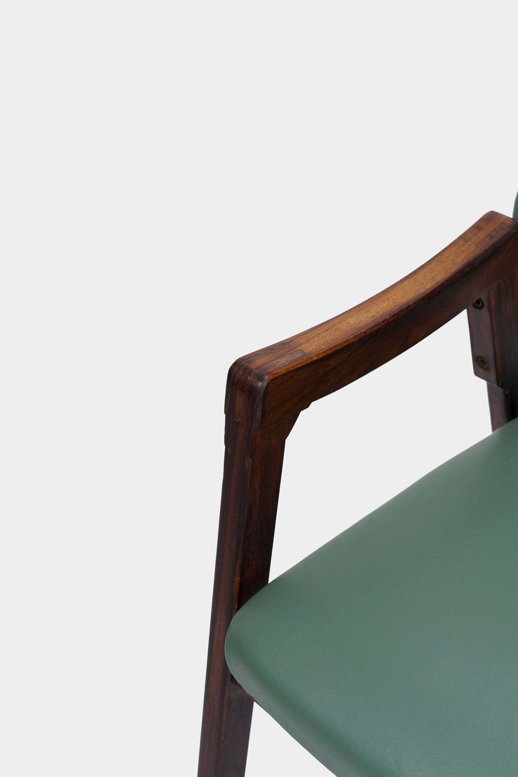 photo vinterior Ico & Luisa Parisi, Armchair Mod. 814, Cassina, Italy, 60s