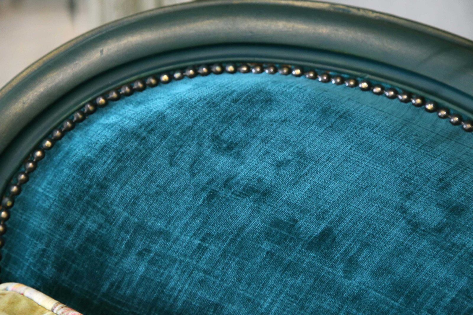 Teal Velvet Salon Sofa: Elegant Statement Piece photo buy
