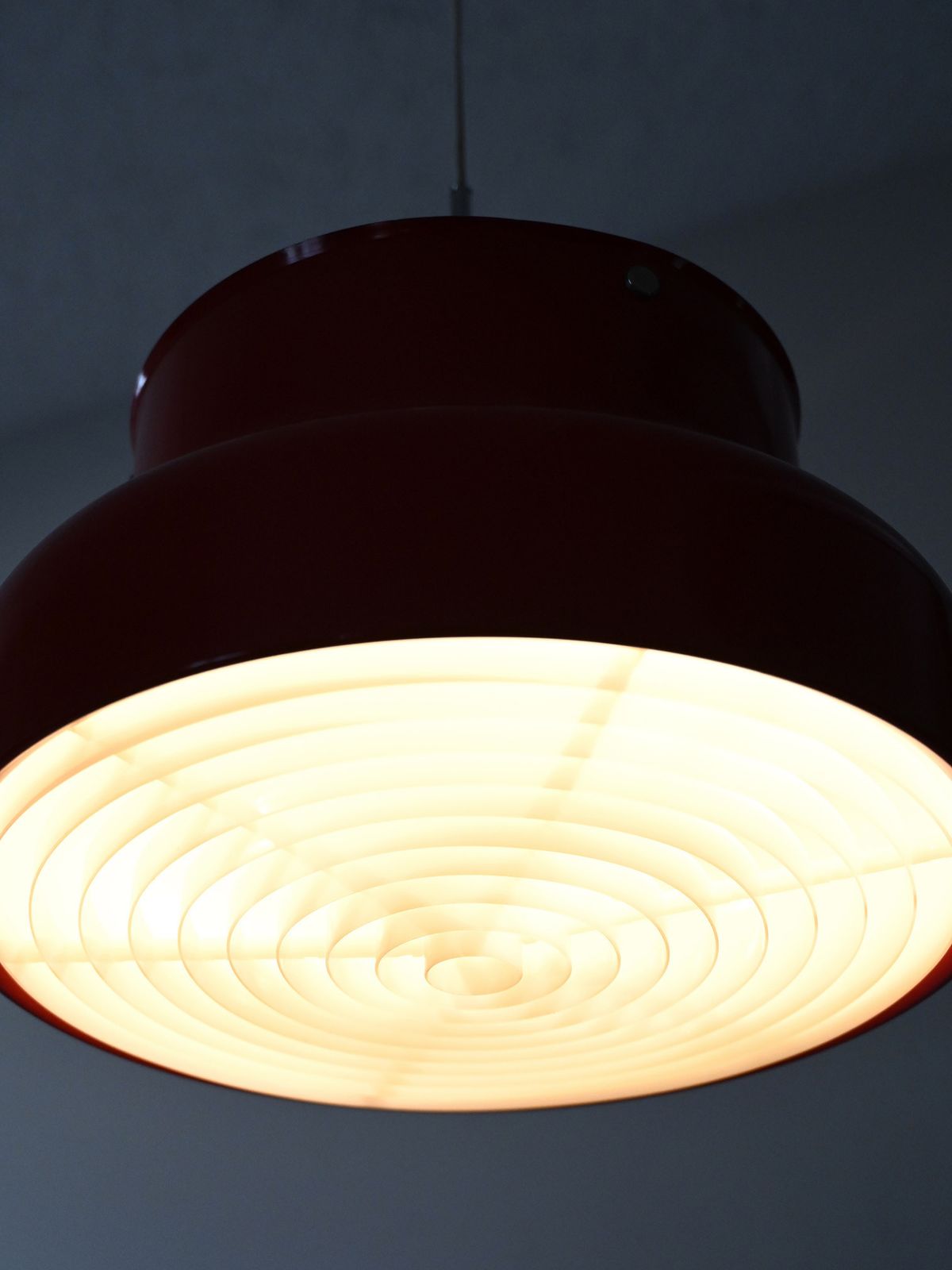 Rode Bumling Hanglamp Van Anders Pehrson photo furniture