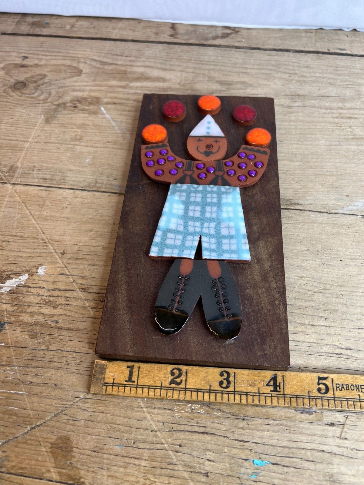 photo furniture Vintage Hornsea Pottery Muramic Juggling Clown Muramic Wall Plaque. Circa 1970s.