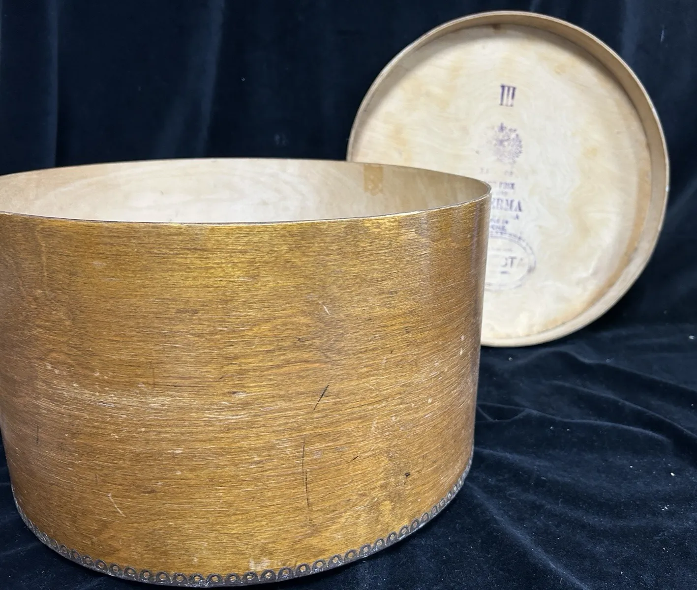 Large 15"  Vintage Plywood Hat Box Grand Prix By Luterma photo vinterior