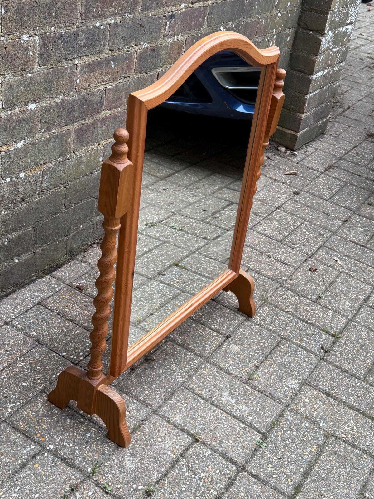 Vintage 1980s Pine Swivel Vanity Mirror – Turned Barley Twist Dressing Table Mirror – Traditional English Country Furniture   Rustic Mirror photo Home Decor