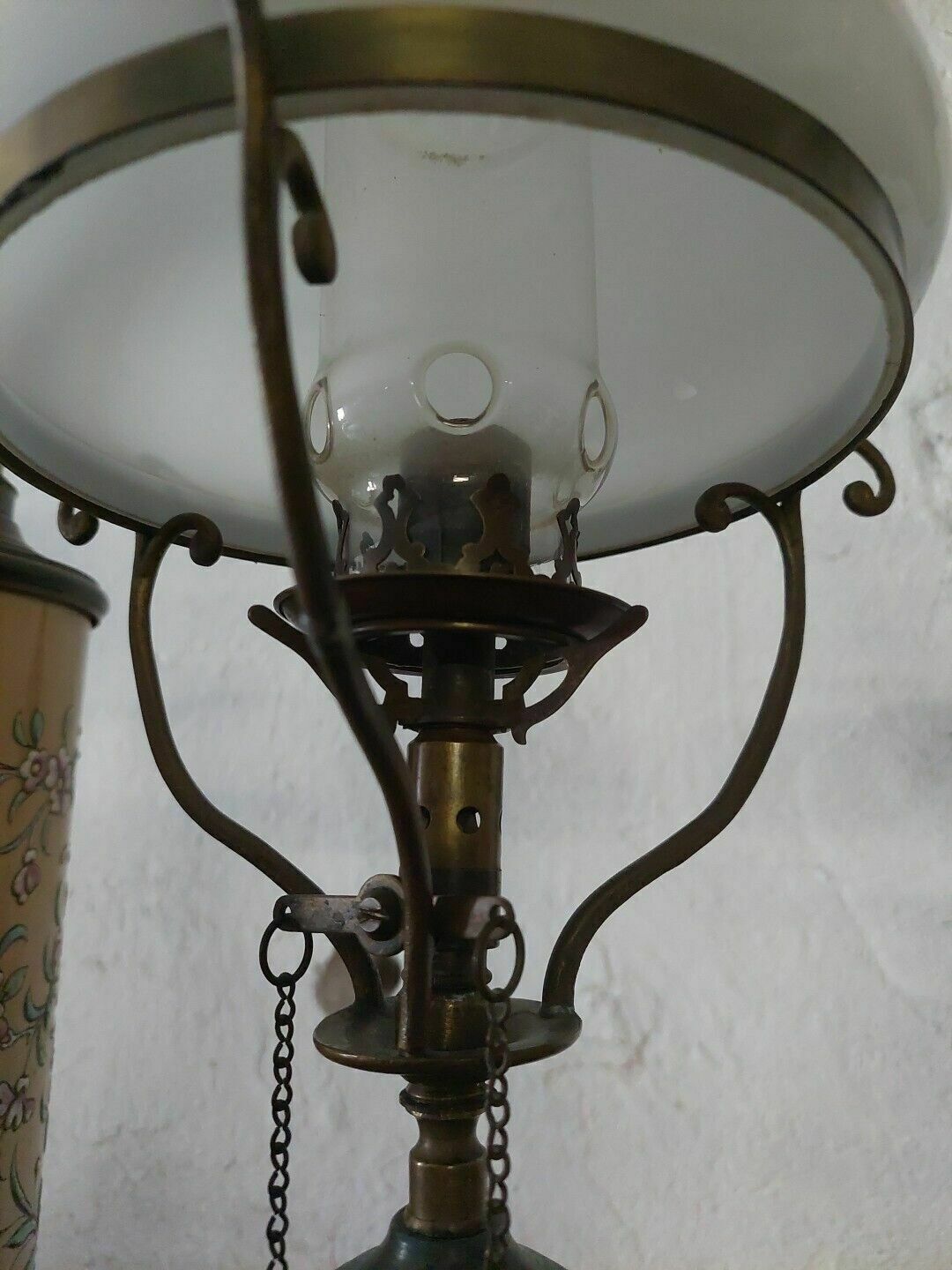 214.0 Antique Oil Lamp Metal And Glass 19th Century Original Lamp photo