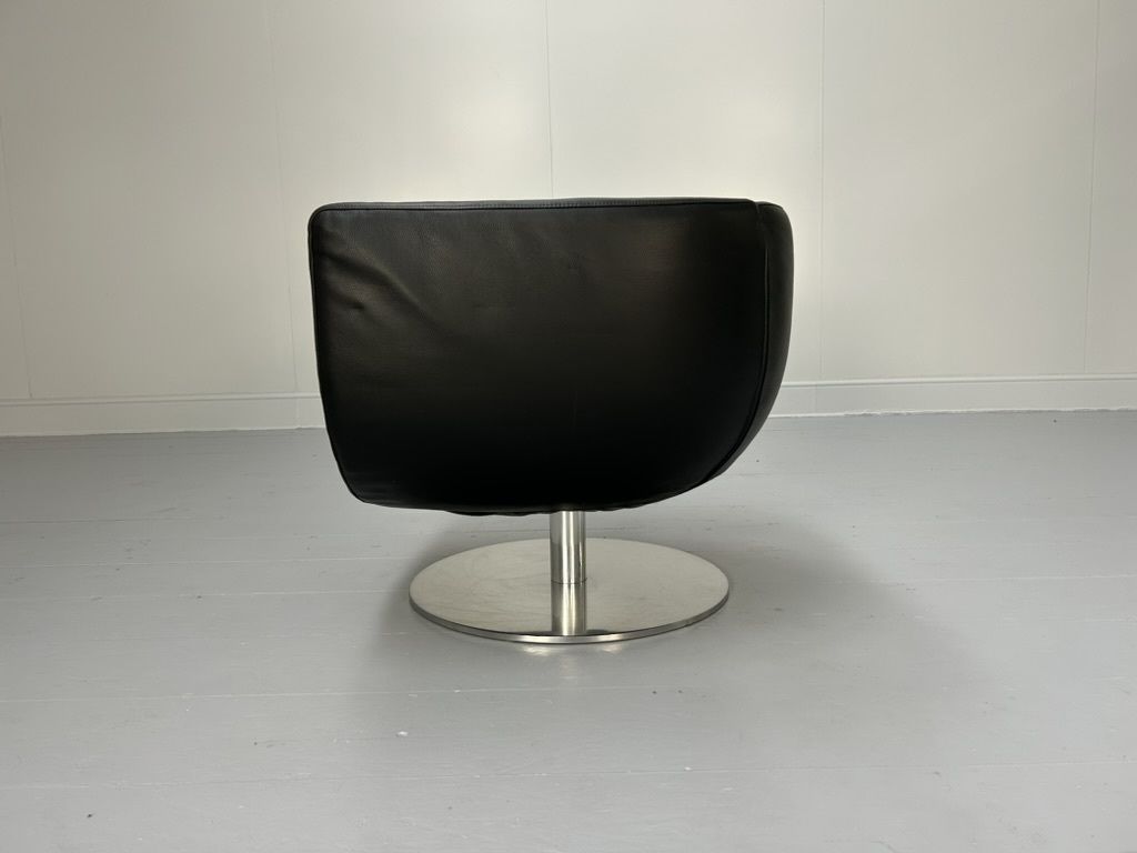 B&B Italia “Tulip” Armchair – In Black “Gamma” Leather photo vinterior