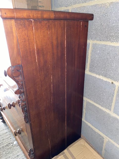 Vintage Chest Of Drawers photo vinterior