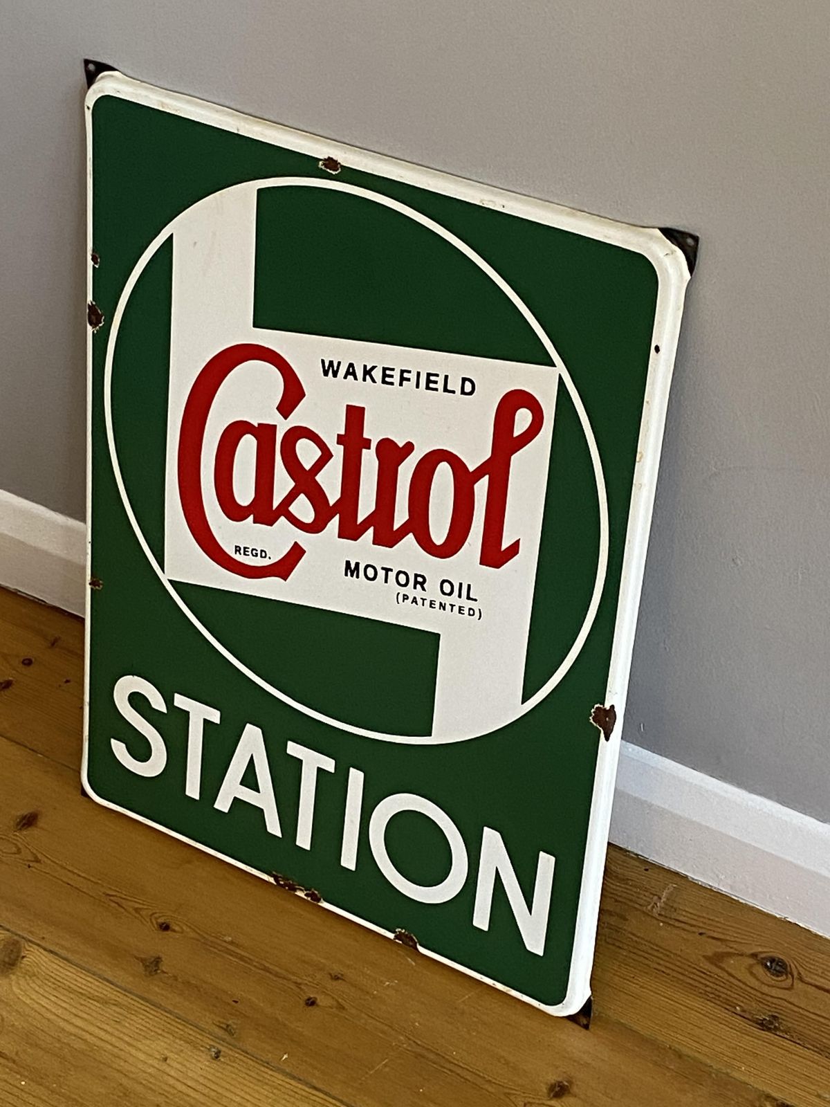 Large Castrol Oil Station Metal Dealer Advertising Sign Garage Automobile Automotive Gas Antique Enamel Art Dealer Auto Car Oil Tyres Petrol Tires photo Home Decor
