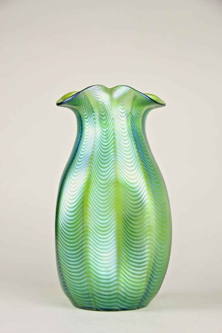 19th Century Art Nouveau Glass Vase By Loetz   Crete Phaenomen, Cz Circa 1898 photo 5260.0