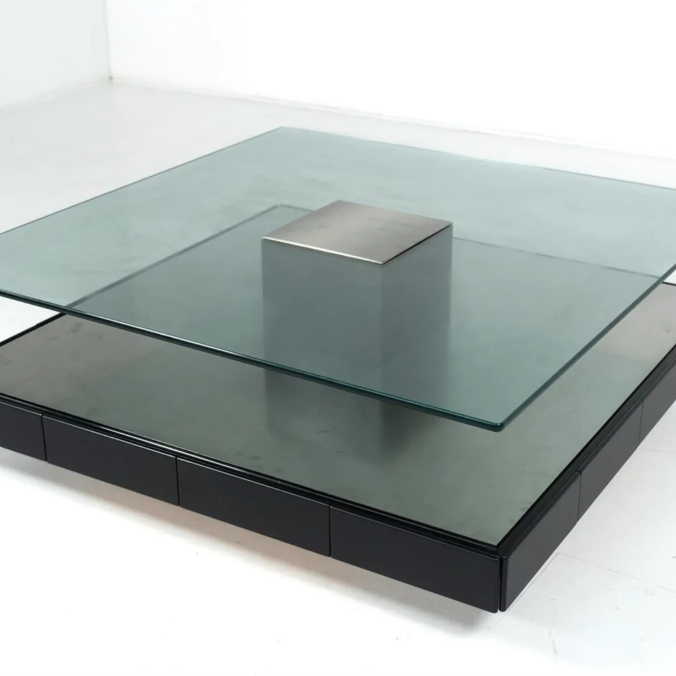 photo for sale Mid Century Modern Tecno T147 Coffee Table By Marco Fantoni, Italy, 1970s