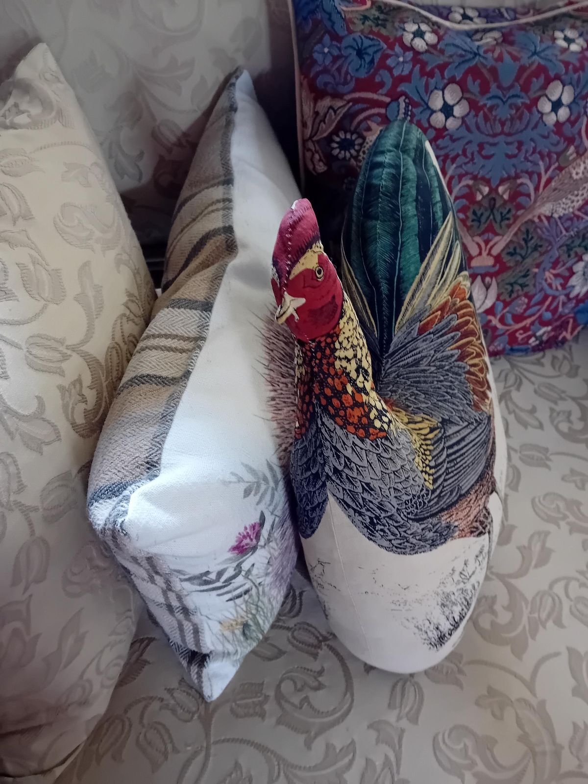 Rooster Cushion/Pillow Vintage Chicken Country Cottage Decor photo Art