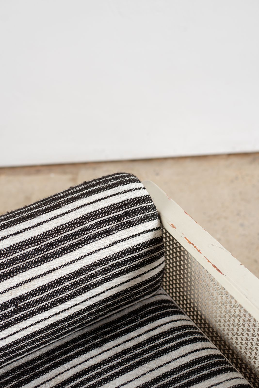 Pair Of 1970s Rattan Chairs In Antique Striped Hemp photo vintage