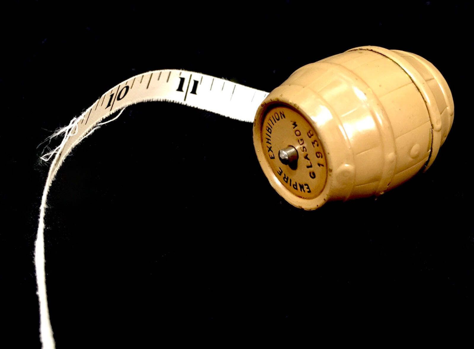 Antique Breweriana Novelty 1938 Glasgow Empire Exhibition Miniature Tape Measure photo vinterior