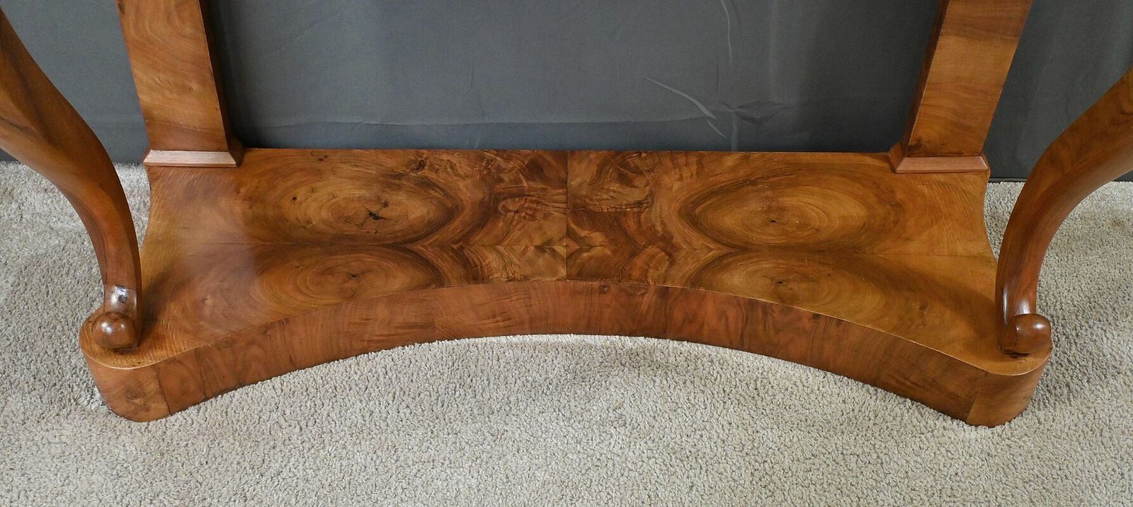 Walnut Console, Restoration Period – Early 19th Century photo vintage