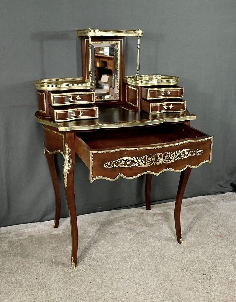 Small Mahogany Lady's Desk, Napoleon III Period – Part 2 Of The 19th Century photo Furniture
