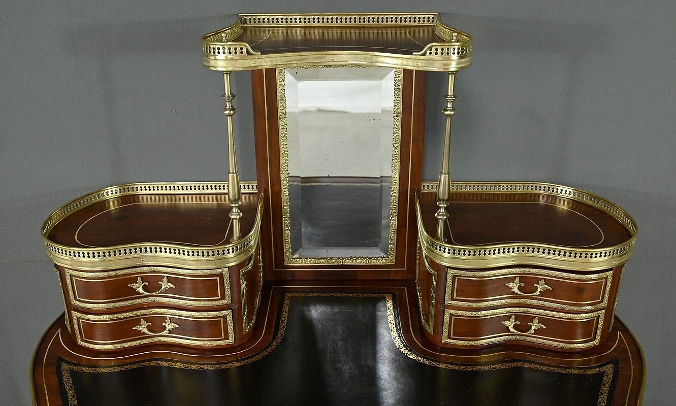 Small Mahogany Lady's Desk, Napoleon III Period – Part 2 Of The 19th Century photo 3330.0