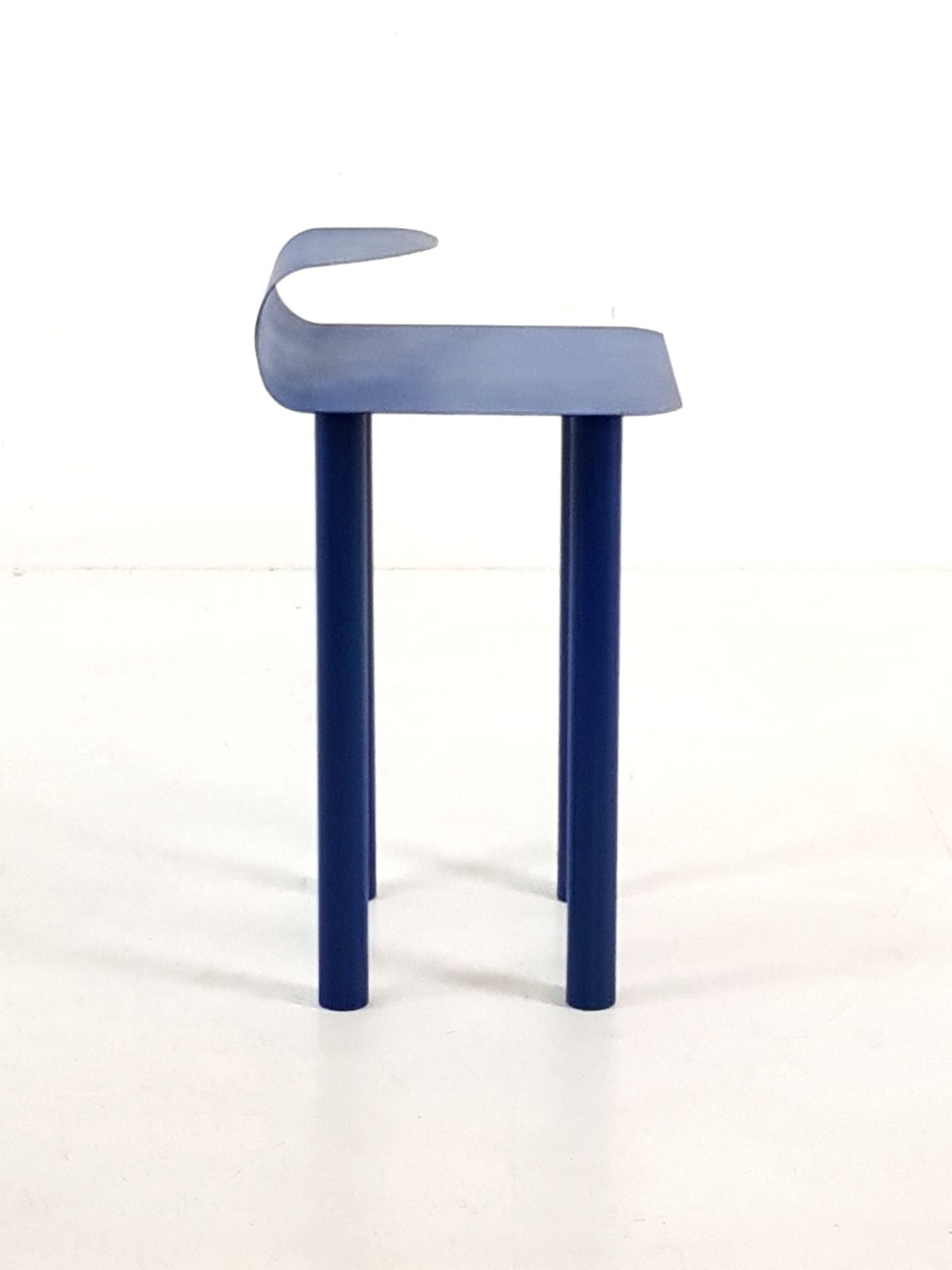 Wave Table  Modern Steel photo vinterior