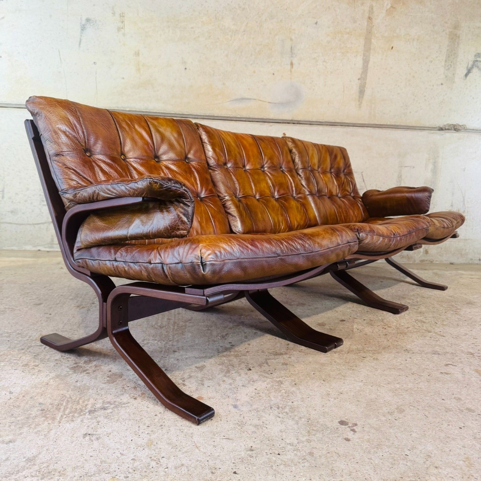 1970s Norwegian Tan Leather 3 Seater Sofa — Rustic Bentwood Frame #A740 photo vintage