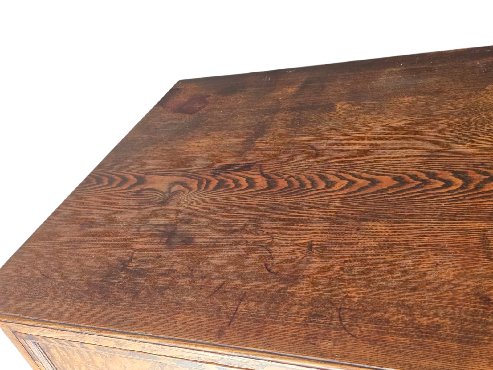 photo furniture Early 20th Century Oak Howard & Sons Chest Of Drawers