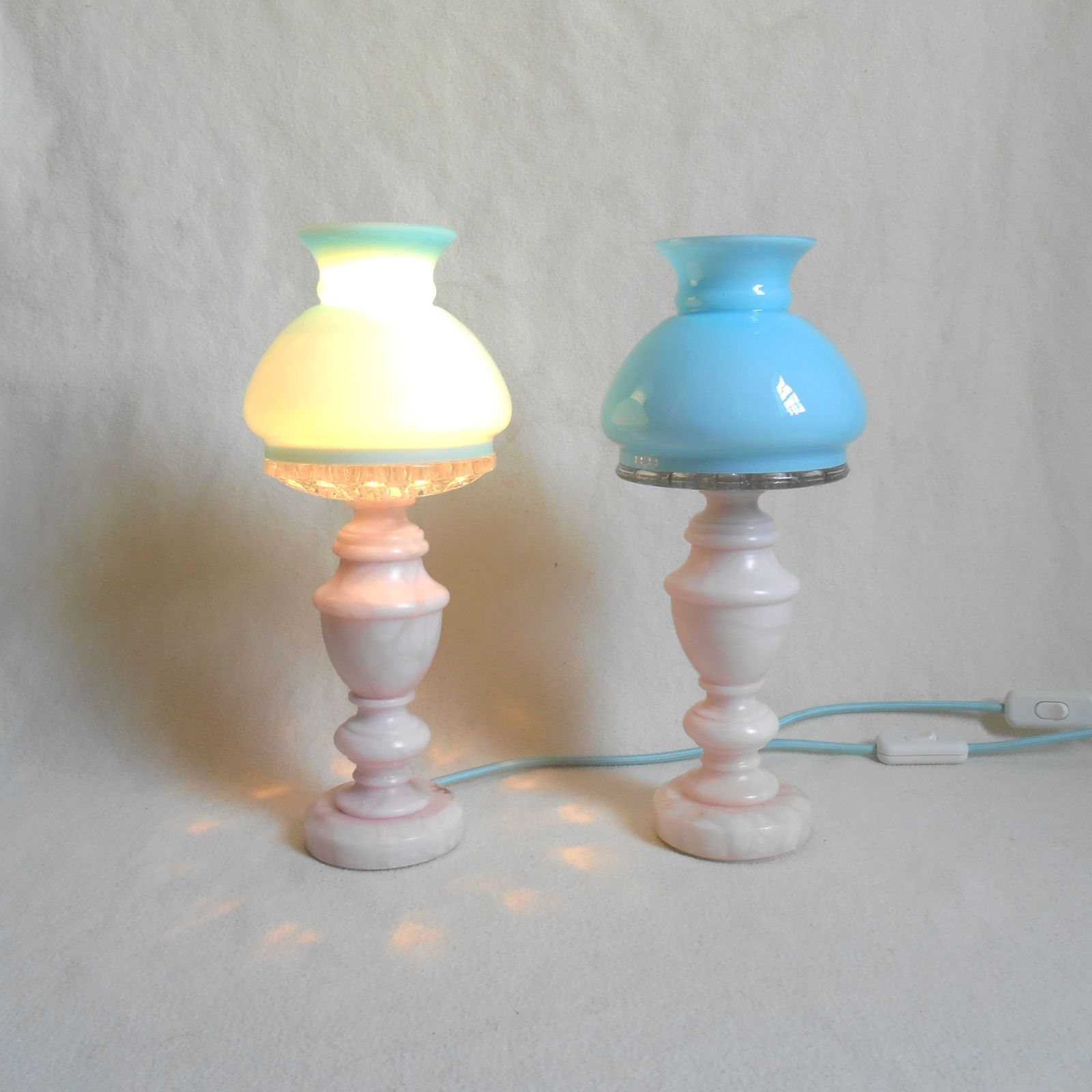 285.0 A Pair Of Vintage Marble Table Lamps With Beautiful Turquoise Oil Lamp Shades photo