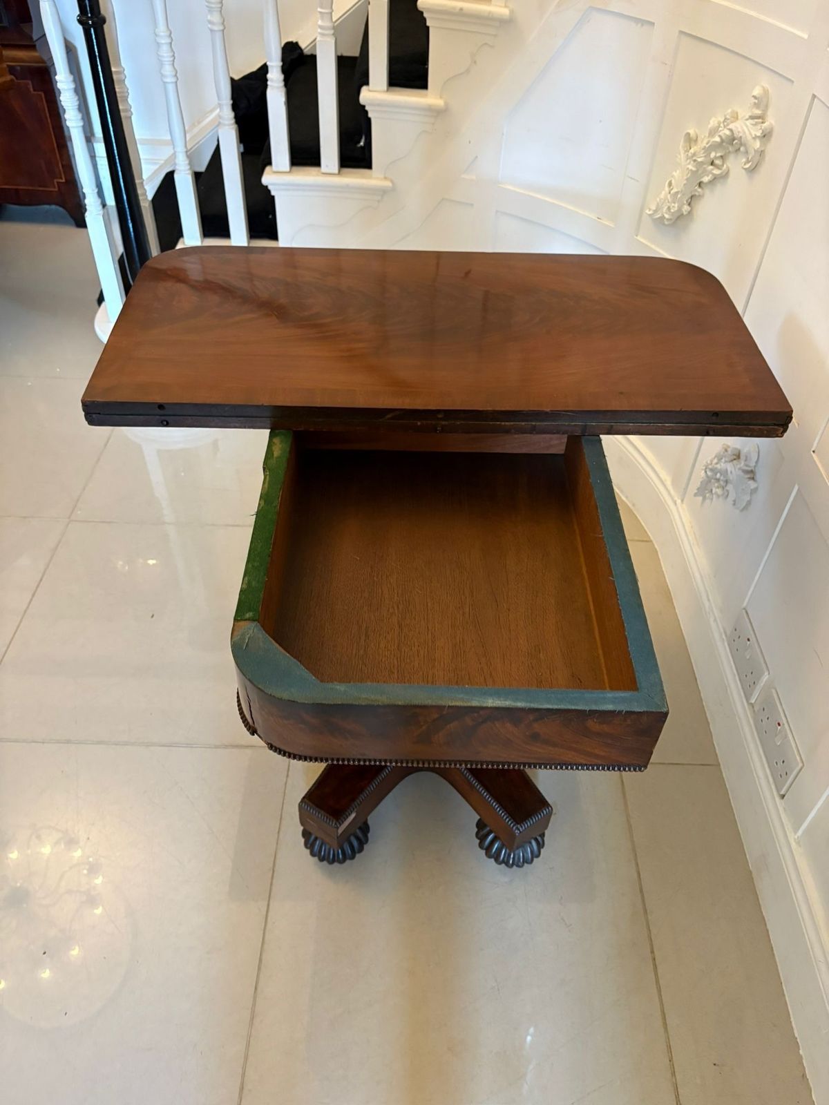 Antique 19th Century Quality Figured Mahogany Side Table photo for sale