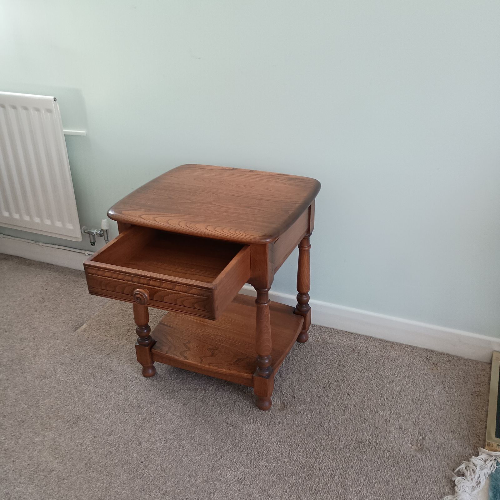 Ercol Old Colonial In Golden Dawn Lamp Or Bedside Table photo for sale