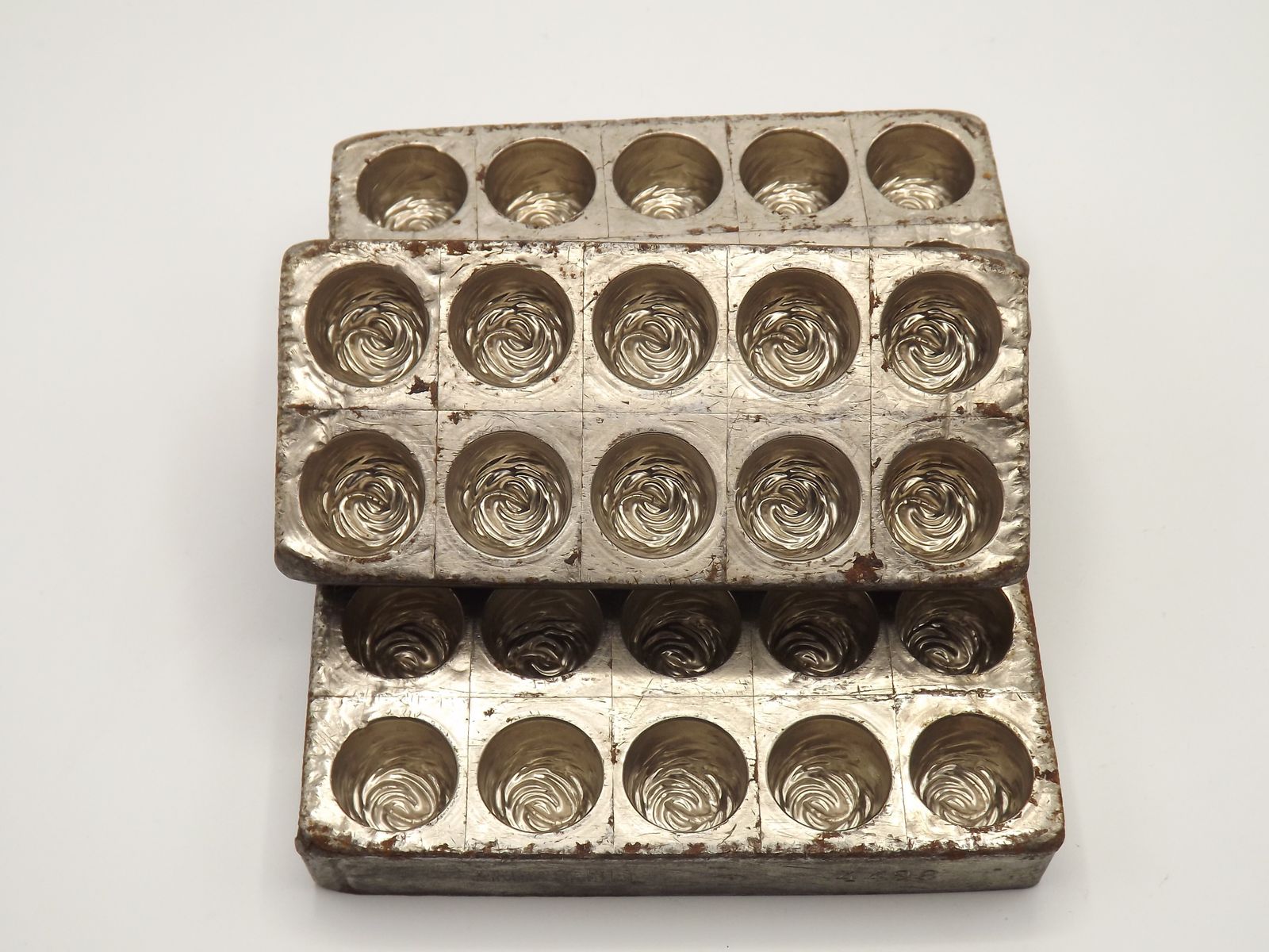 Set Of 4 Antique Letang Fils Paris Chocolate Molds No. 4498 Swirl Design photo vinterior