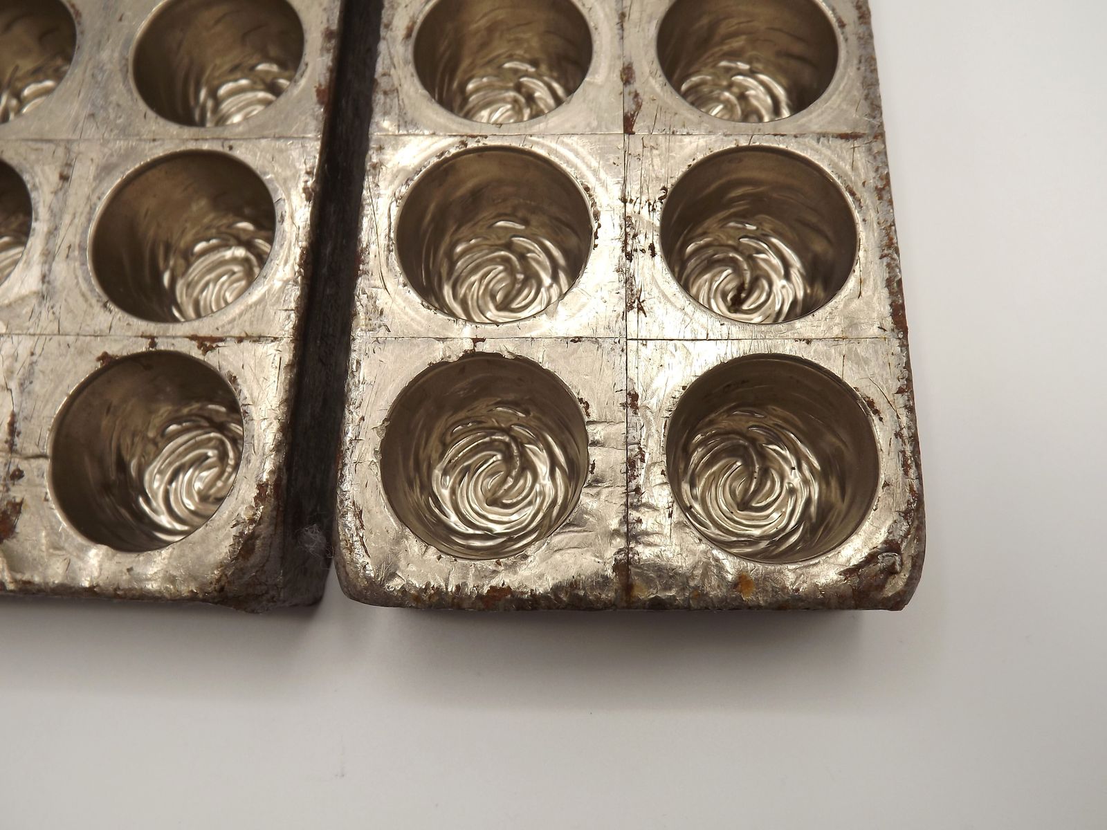photo furniture Set Of 4 Antique Letang Fils Paris Chocolate Molds No. 4498 Swirl Design