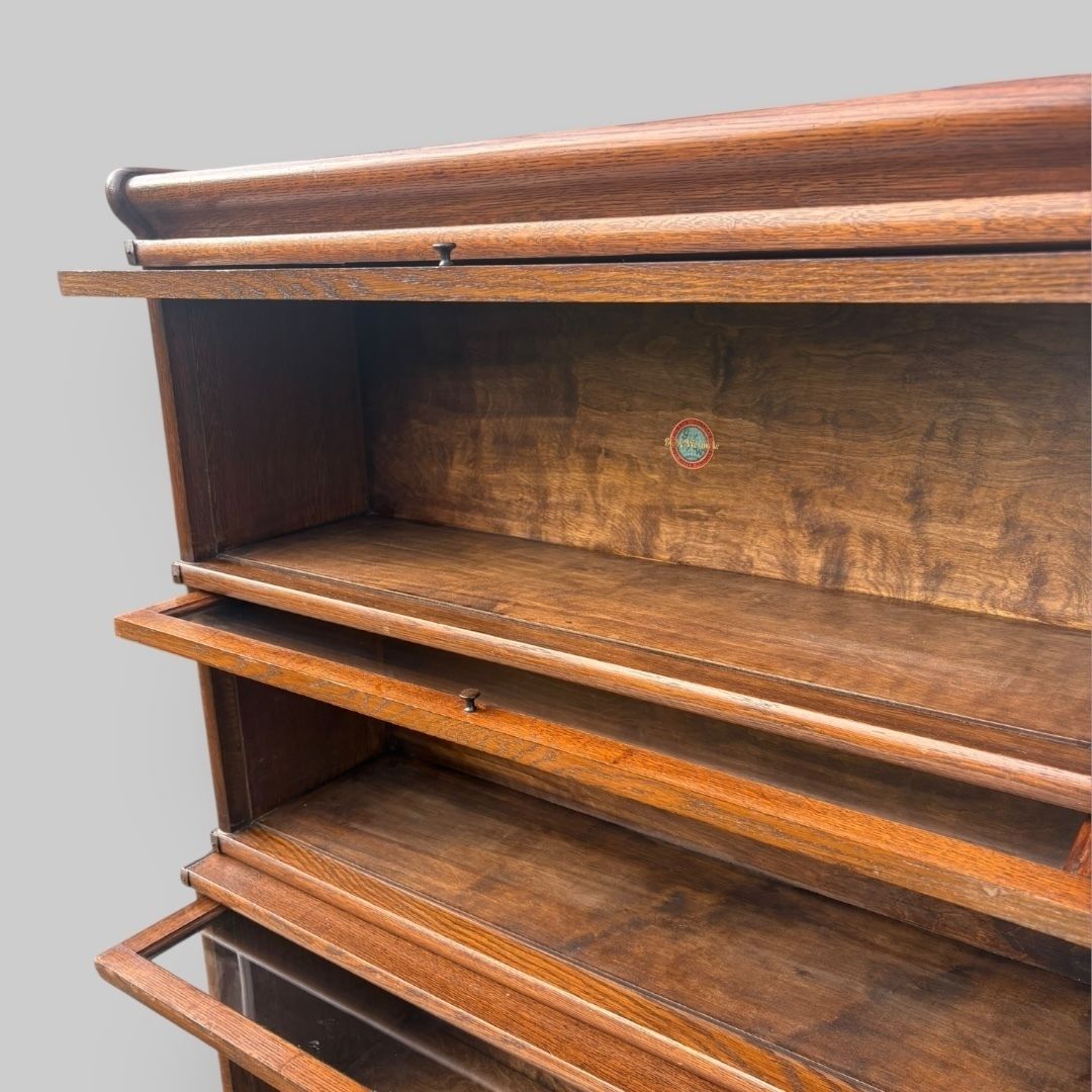 An Early C20th Globe Wernicke Barrister Bookcase photo vinterior