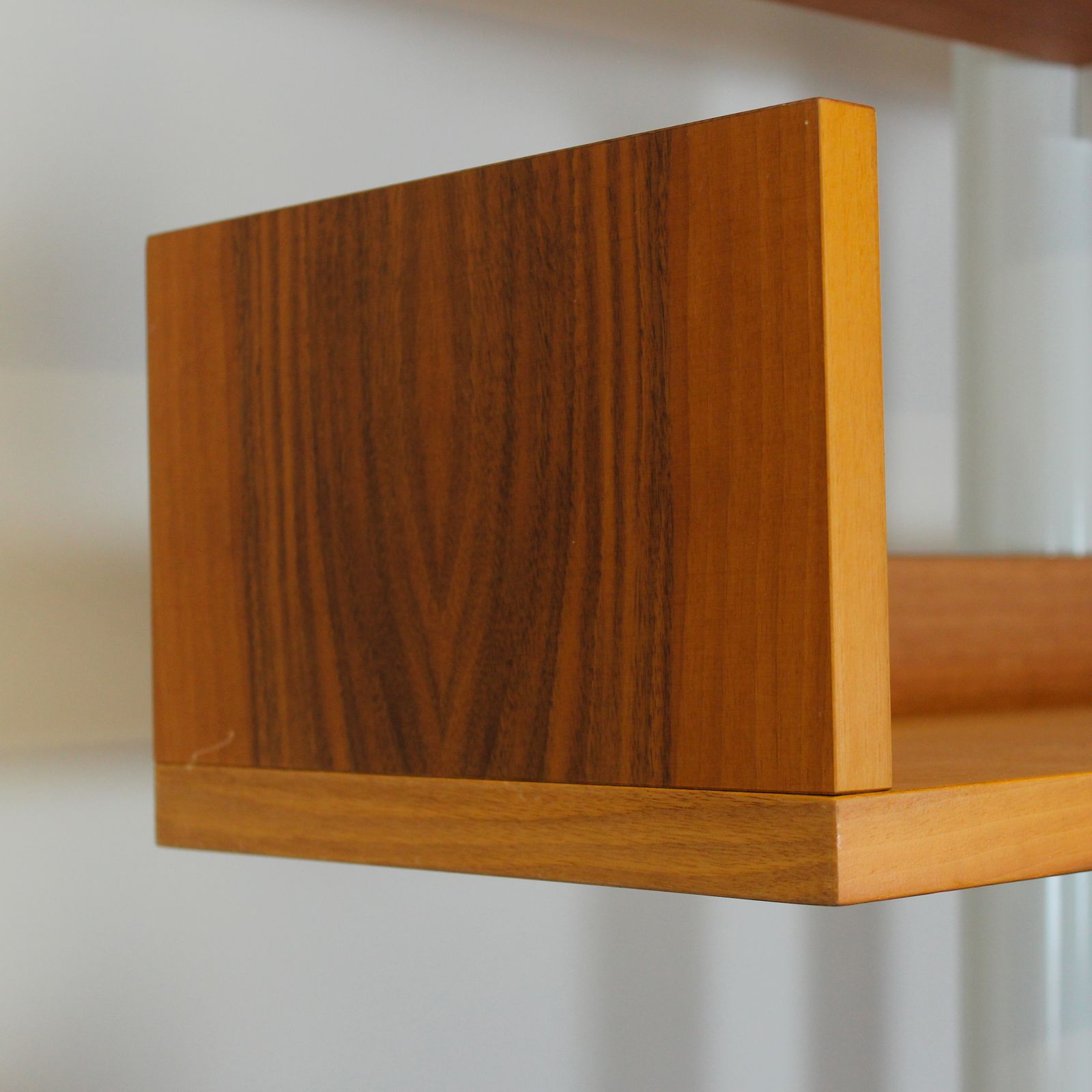 Bookcase Model 795 In Walnut And Steel By Carlo Scarpa For Bernini, Italy, 1980 photo vinterior