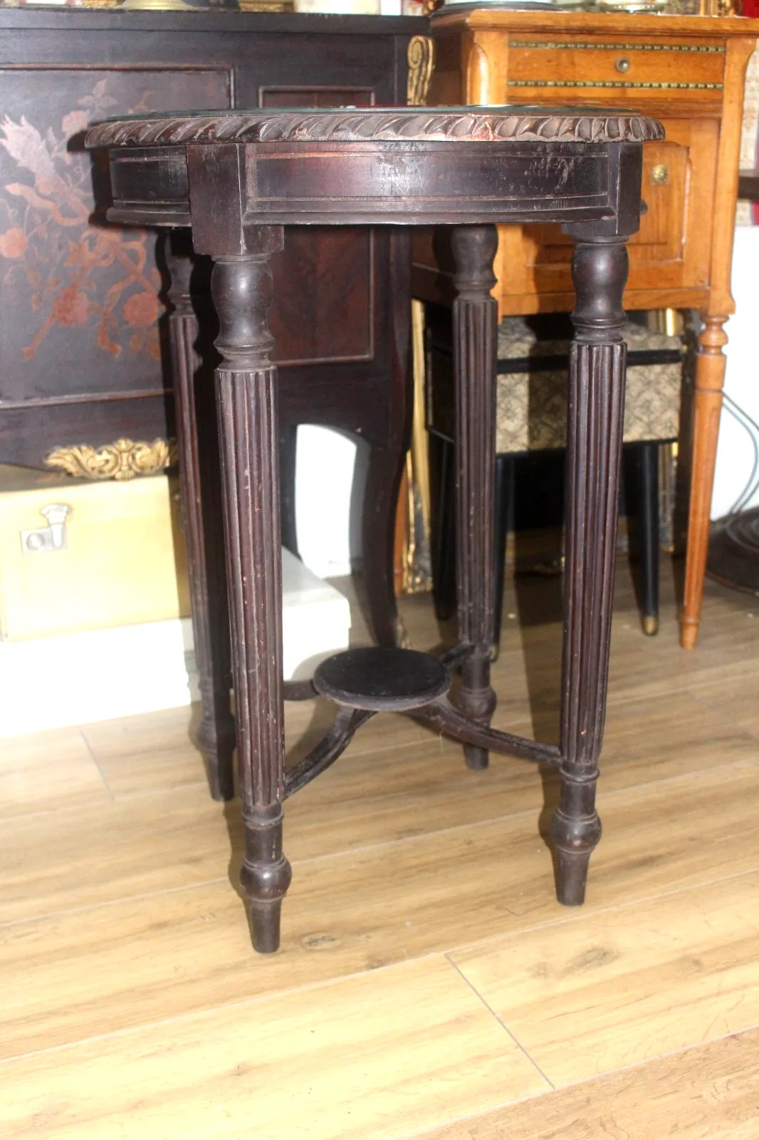 Italian Round Side Table Carved Edge Glass Top  50 X 70 Cm photo 89.0