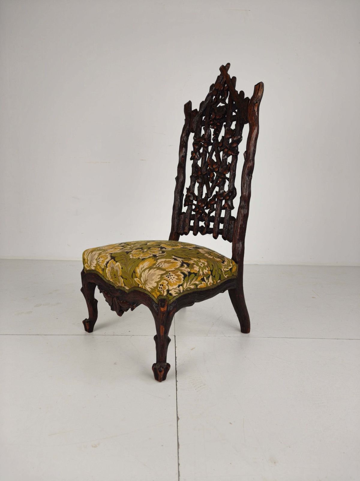 Beautiful 19th Century Black Forest Chairs – Exceptional Carving photo furniture
