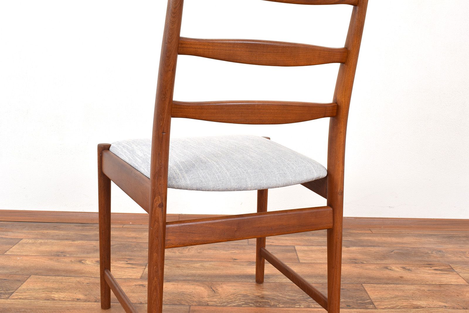 photo vinterior Mid Century Danish Teak Dining Chairs By Torbjörn Afdal For Vamo, 1960s, Set Of 4