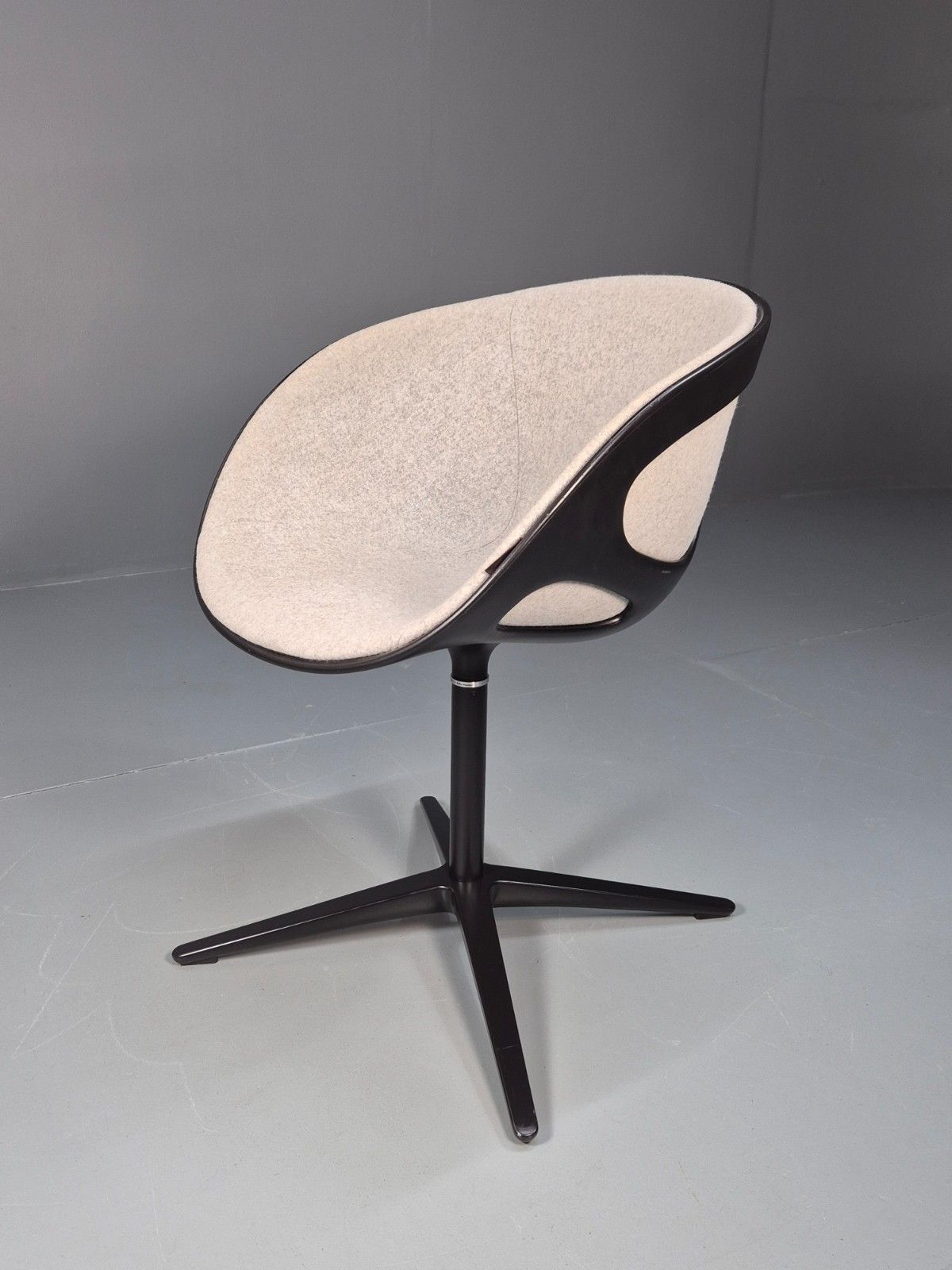 Fritz Hansen Rin Chair By Hiromochi Konno Full Upholstery Modern Eb10565 Mswi