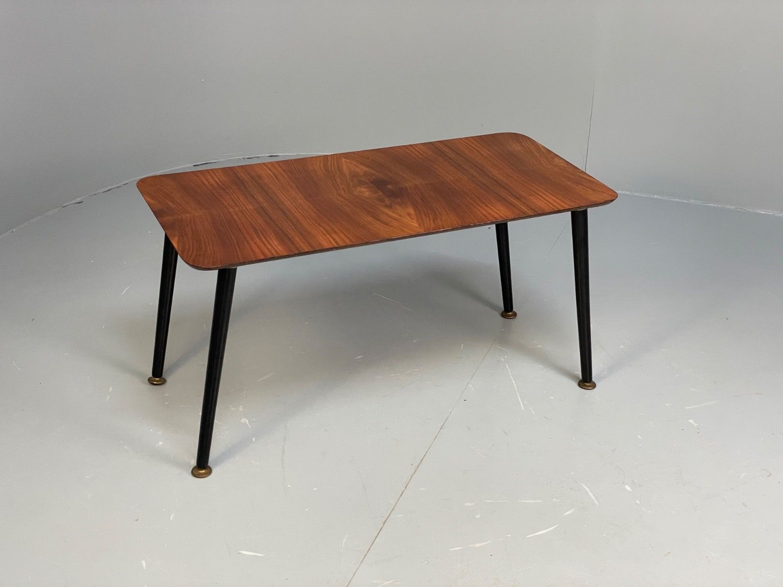 Mid Century Walnut Plywood Coffee Table Black Legs 1960s Vintage Eb10239 Mwoo
