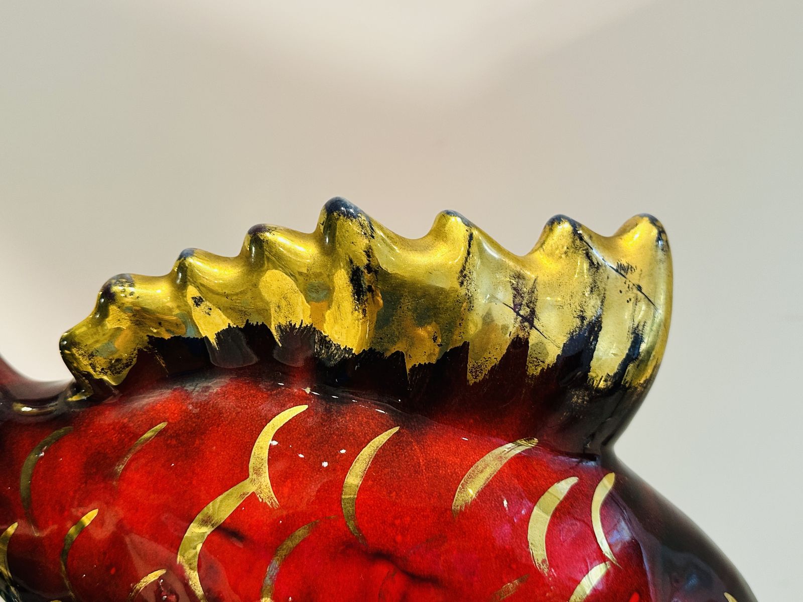photo vinterior Vintage 1960s French Vallauris Glazed Ceramic Red & Gold Glazed Fish Aquarium Table Lamp
