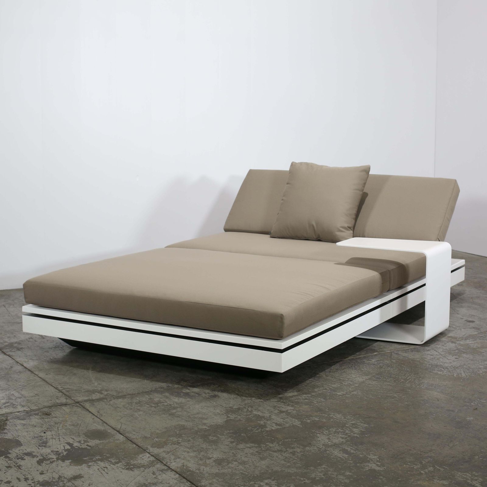 Manutti Elements Sun Loungers, Set Of Two photo for sale