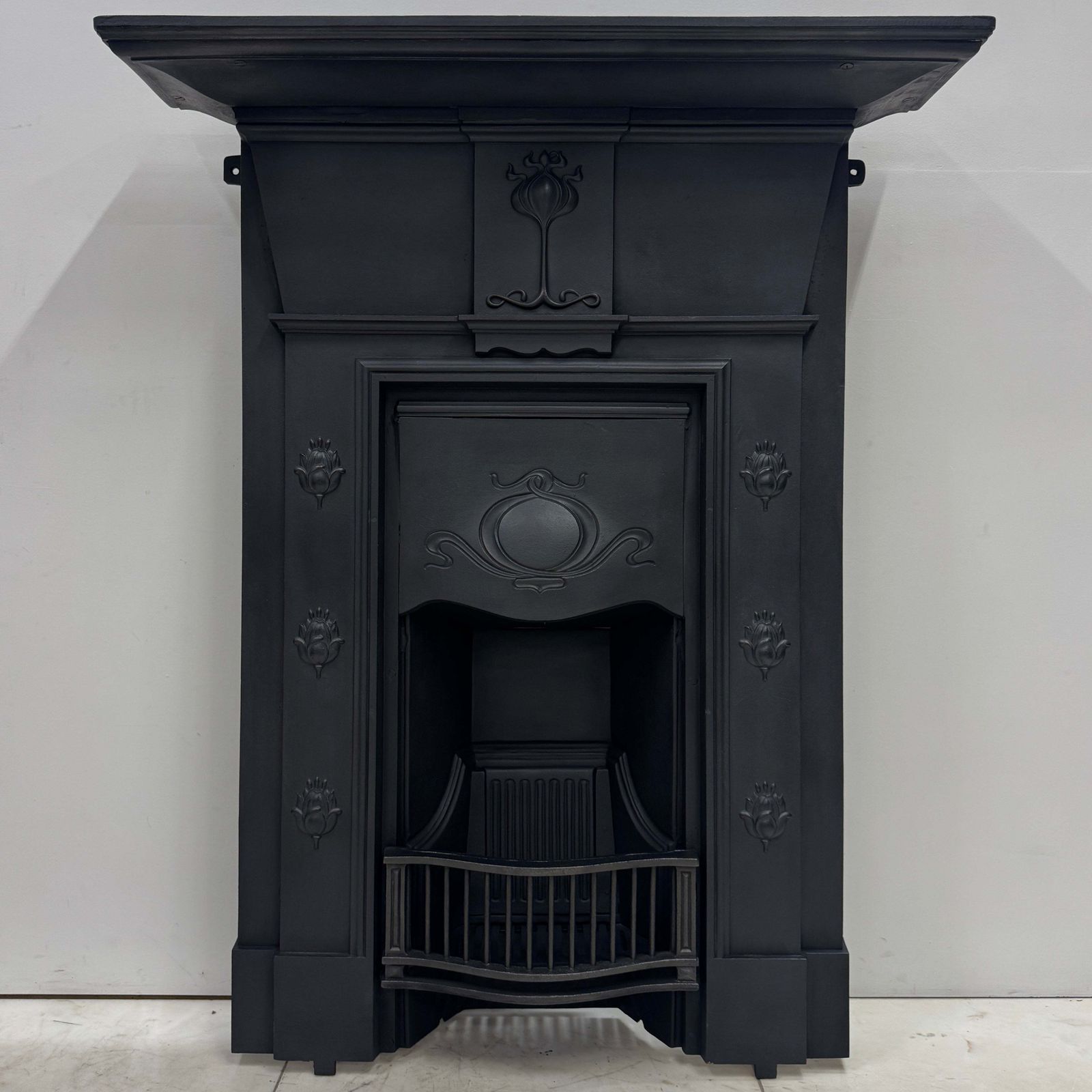 Home Fixtures Antique Tiled Cast Iron Combination Fireplace photo