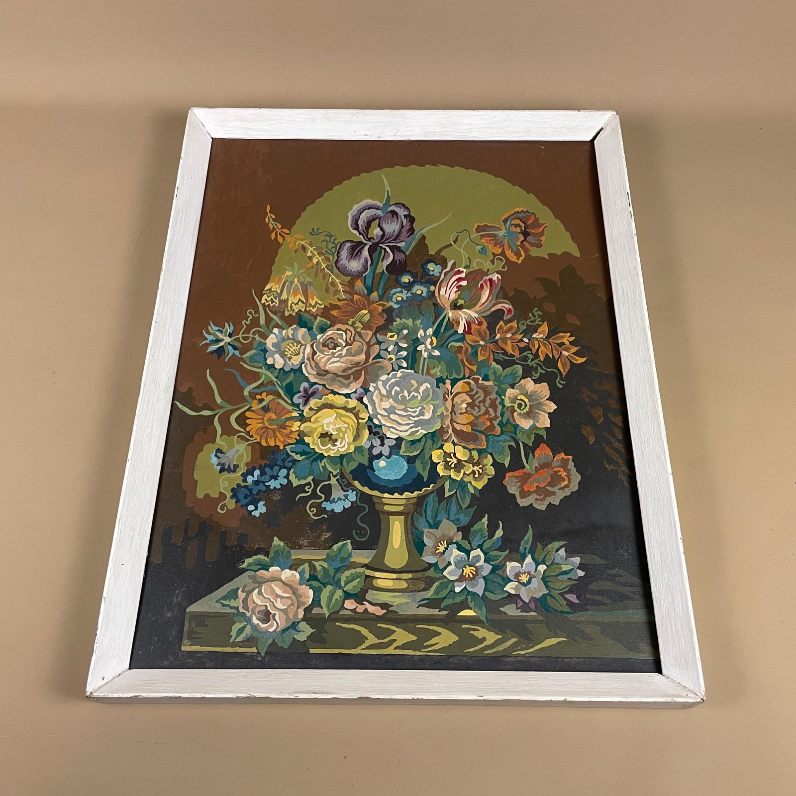 photo vinterior Vintage Framed Floral Oil Painting Pink Flowers Still Life Wood Frame Wall Hanging Painted Art Original Rectangle Portrait K. Casebourne