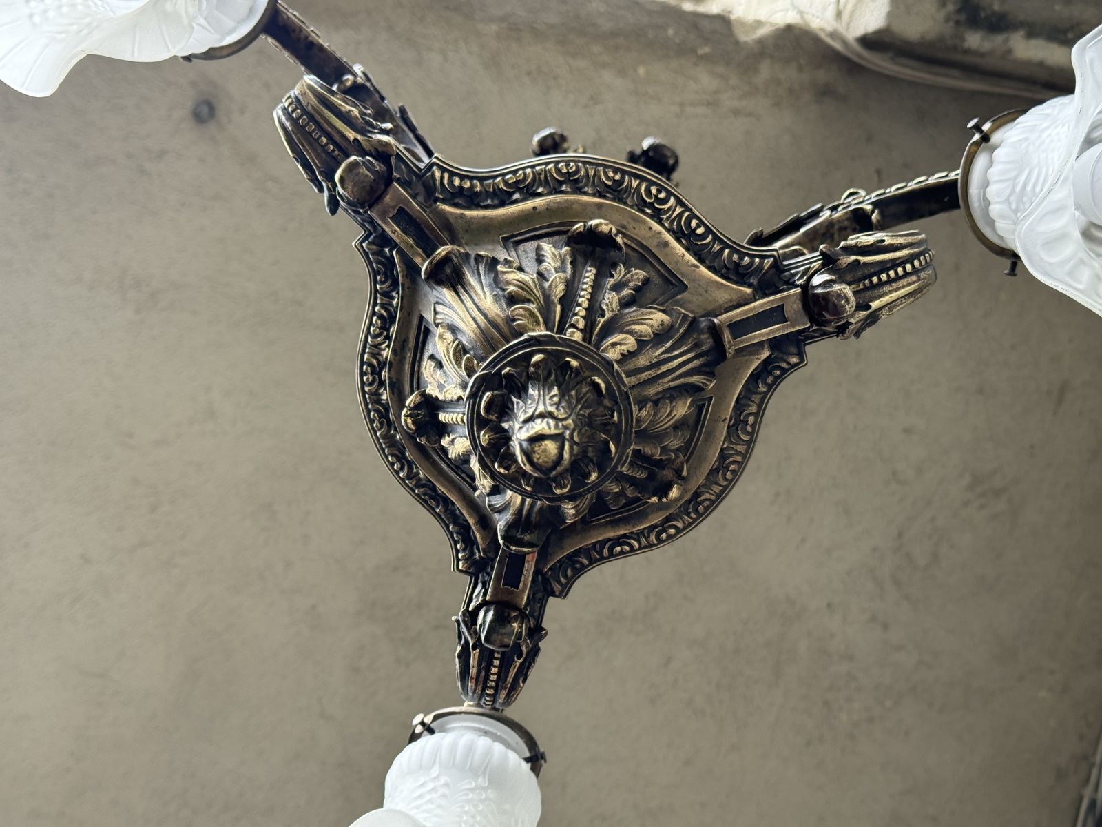 Antique French Brass Chandelier With Frosted Glass Tulip Shades, Rococo Revival, Early 20th Century photo 950.0