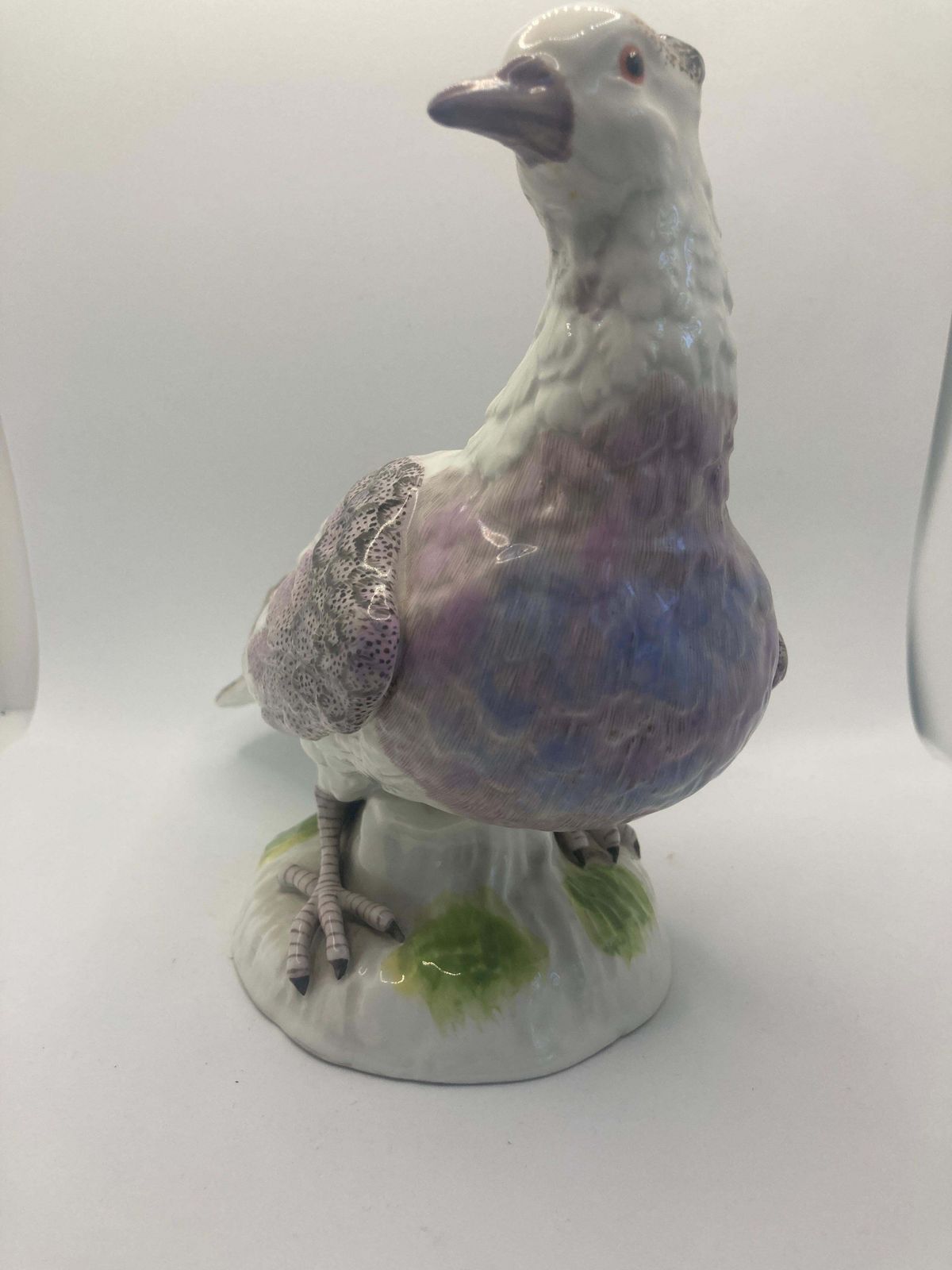20th Century Porcelain Figure Of A Dove photo for sale