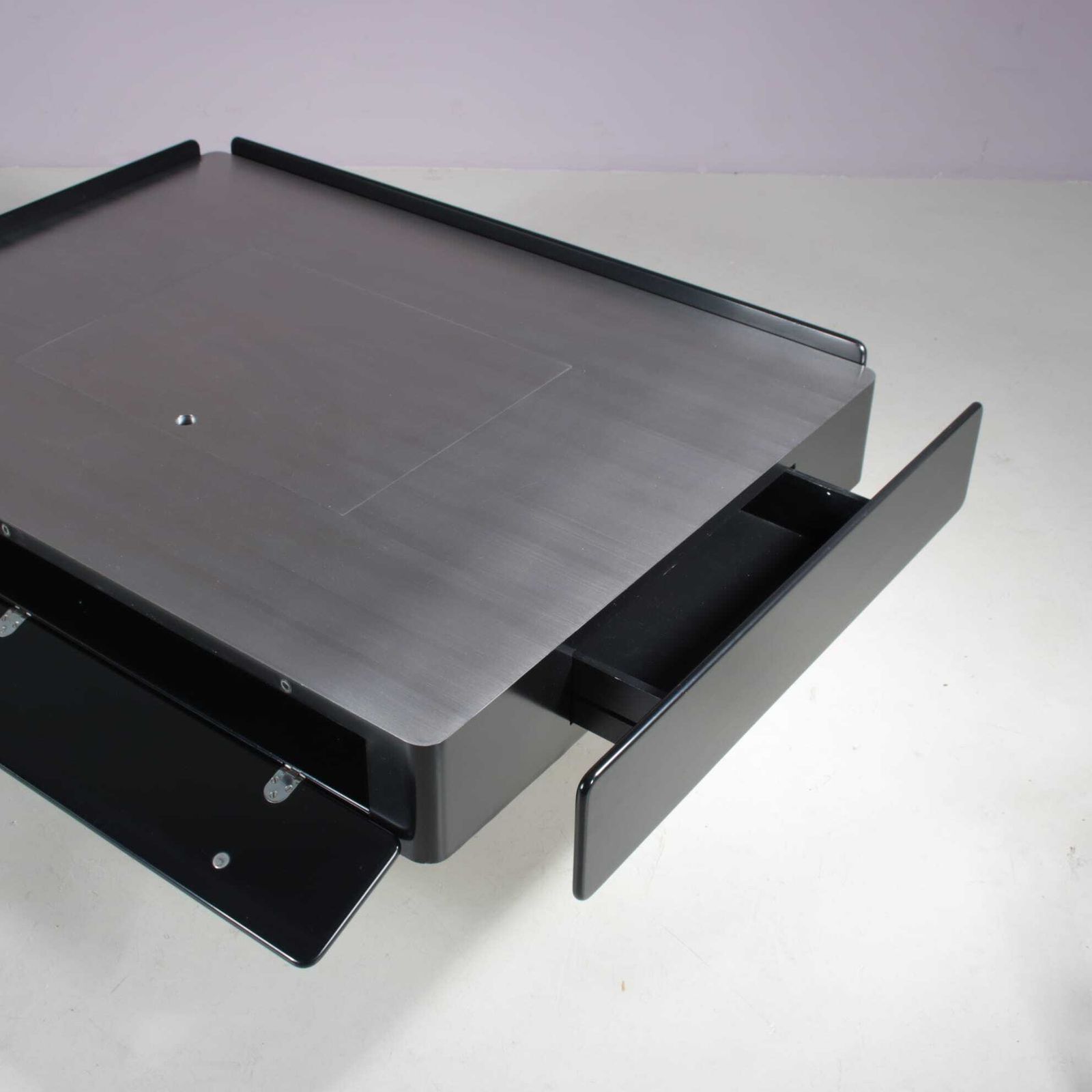 photo furniture “Caori” Coffee Table By Vico Magistretti For Gavina, Italy 1960