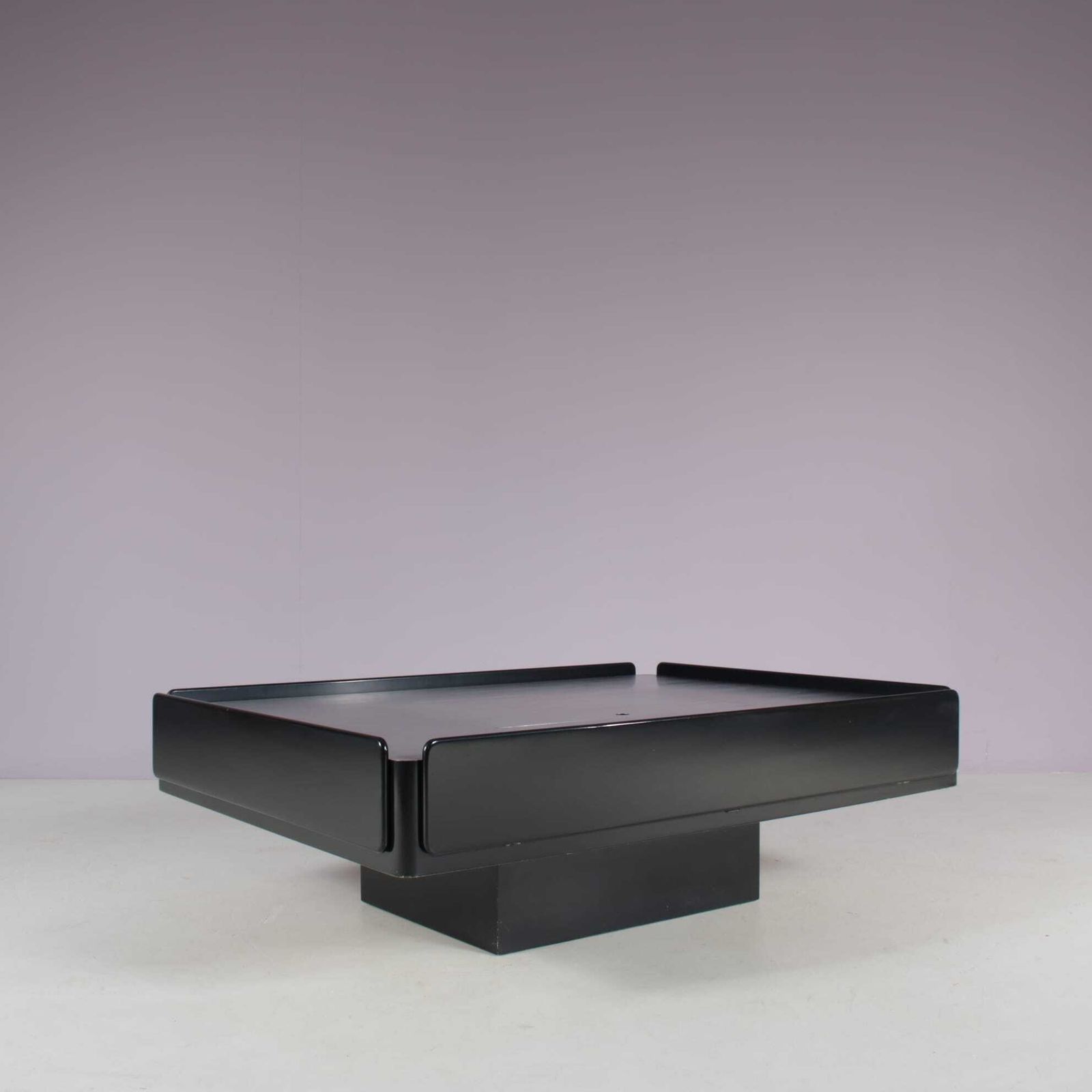 photo buy “Caori” Coffee Table By Vico Magistretti For Gavina, Italy 1960