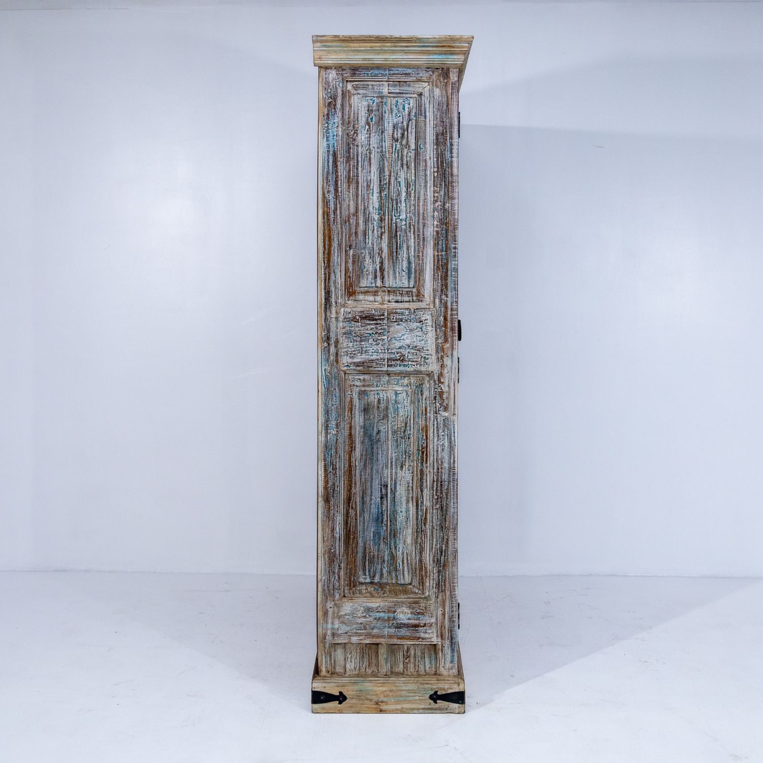 865.0 Wooden Indian Almirah With Iron Bars Ra 30 photo