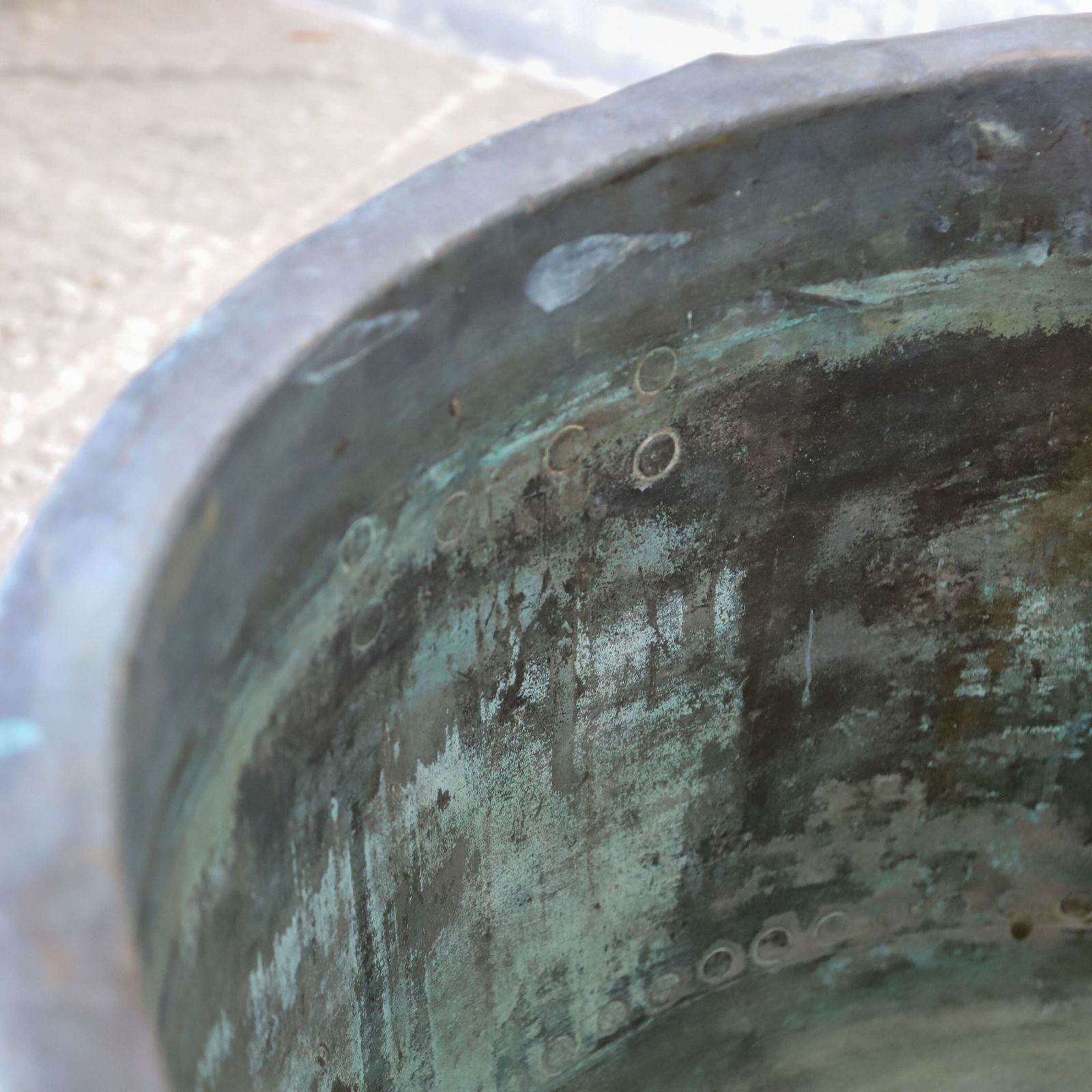 Extra Large 19th Century English Copper Planter   Hand Riveted With Rich Natural Patina photo 1725.0