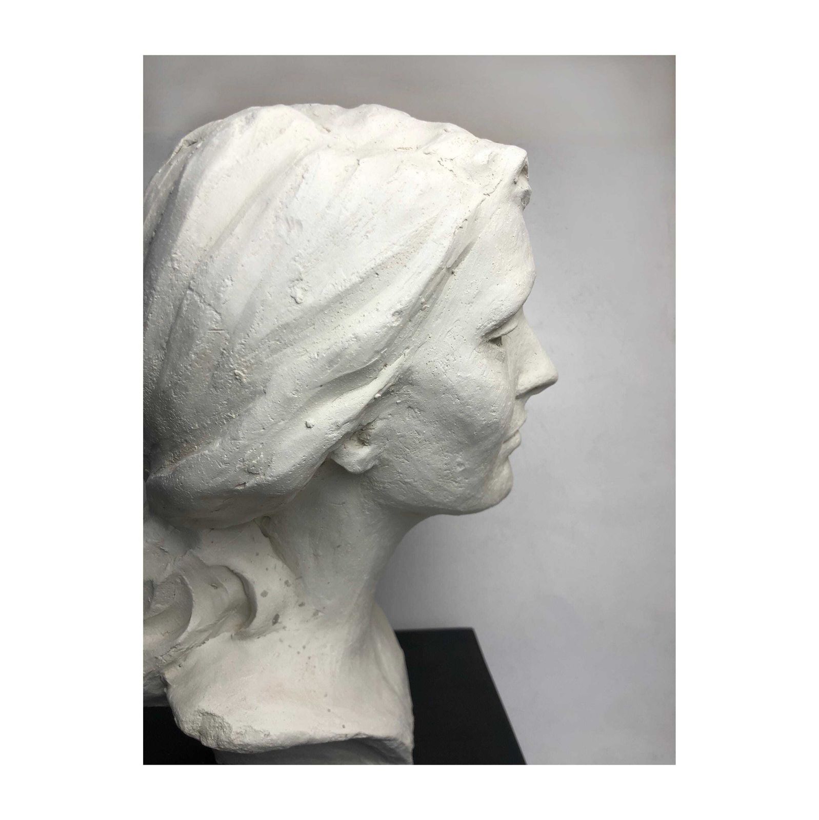 130.0 Vintage Life Size Female Head Sculpture On Black Wood Plinth White Plaster Bust Womans' Head Sculpture Art Studio Plaster Female Head Study photo