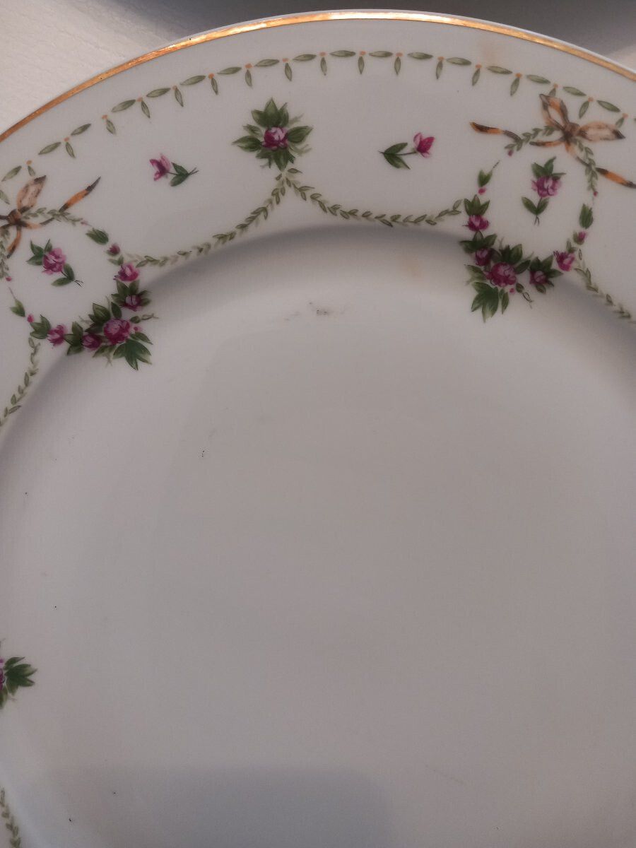Four Limoges Haviland Porcelain Plates With Garlands Of Flowers And Ribbons photo for sale