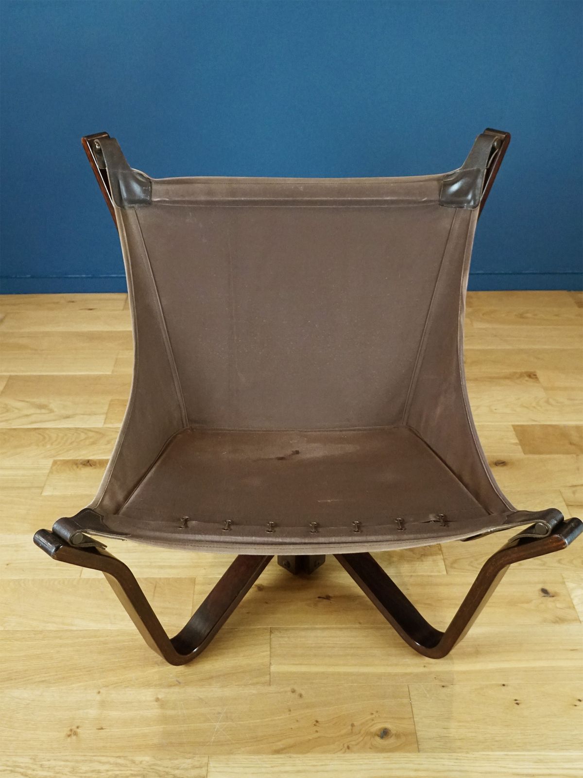 Jim Myrstad “Viking” Chair For Brunstad | Rare Red Leather | 1970s Norwegian Design photo vinterior
