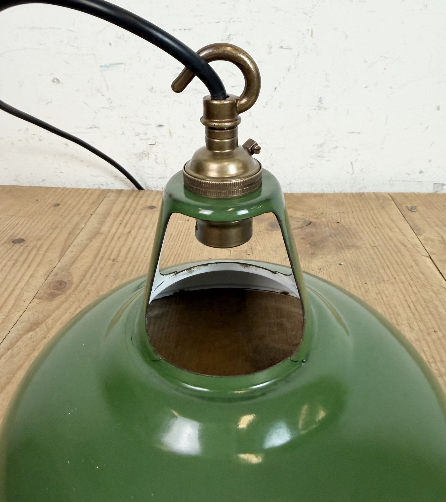 photo vinterior Industrial Green Enamel Factory Pendant Lamp From Coolicon, 1950s