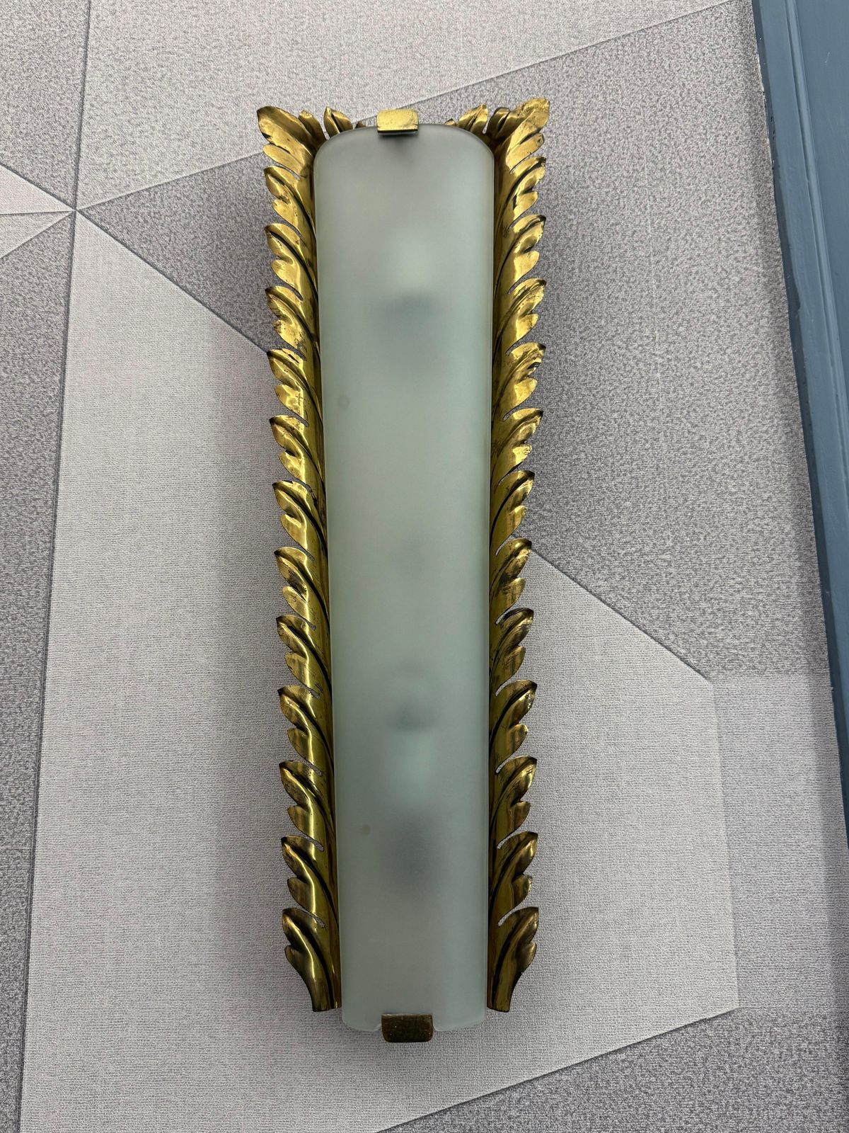 photo for sale Rare Pietro Chiesa Wall Lamp For Fontana Arte 1935