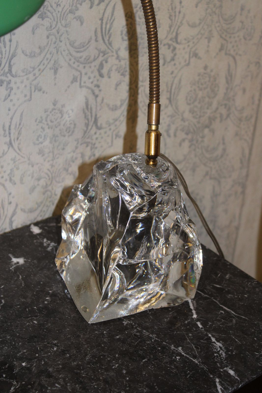 Lacquered Metal Table Lamp With Crystal Block And Brass Parts Italy photo Lighting