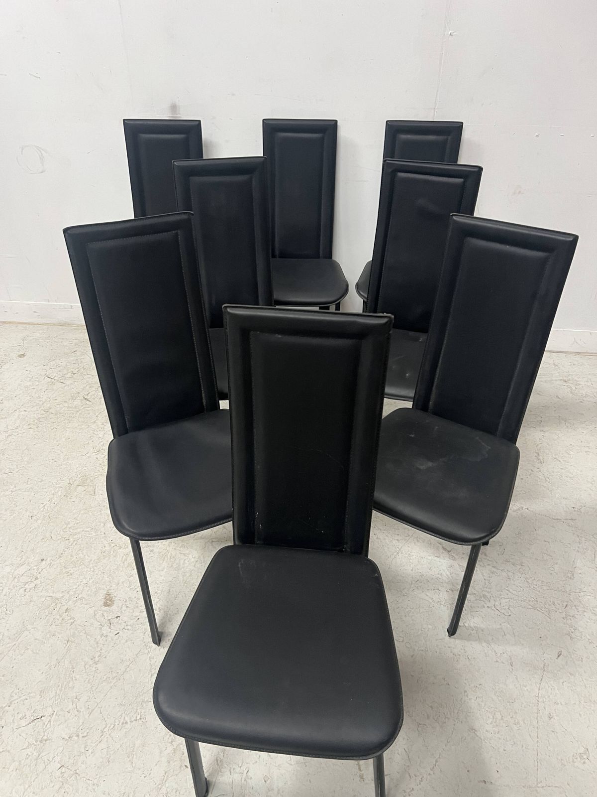 photo for sale Set Of Eight Designer Chairs In Black Leather From The 20th Century